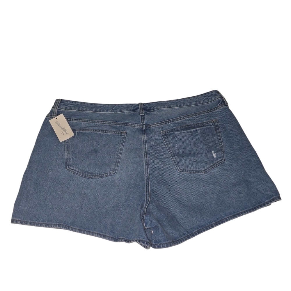 Women's Universal Thread, 90's Baggy Shorts, Size 22, NWT!! - Picture 2 of 3